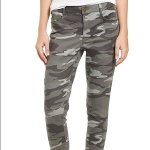 High waisted camo print jeans